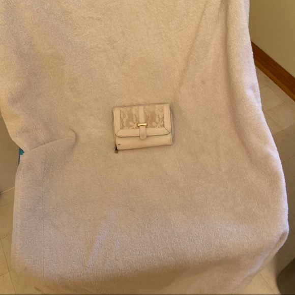 Wallet - Picture 2 of 4